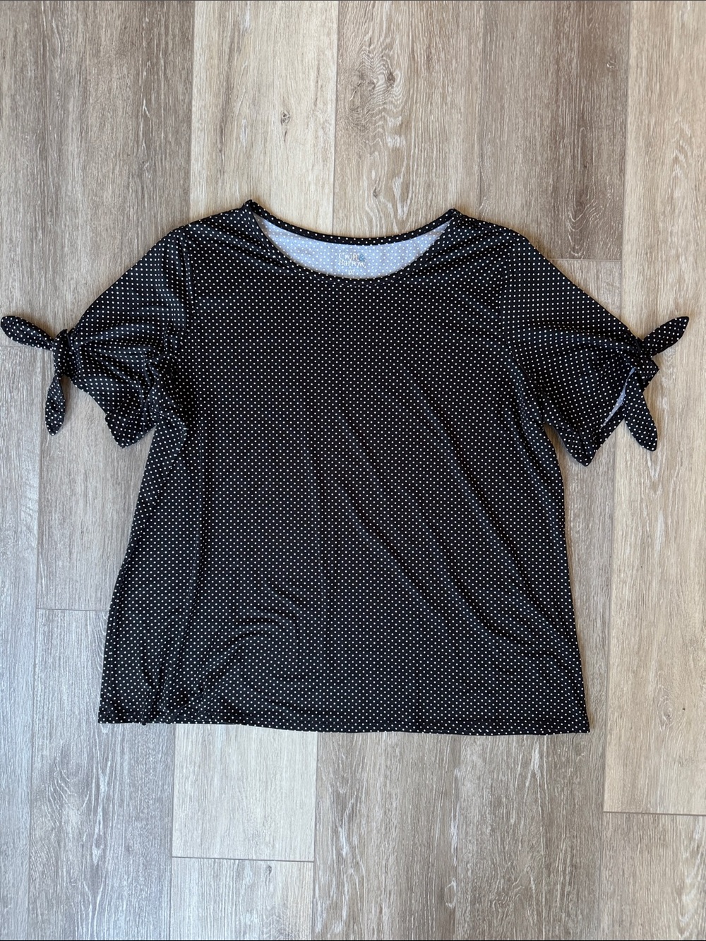 croft & barrow Black Polka Dot Tie-Sleeve Tee